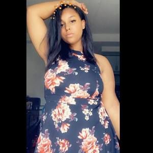 Meet your Posher, Eveliza